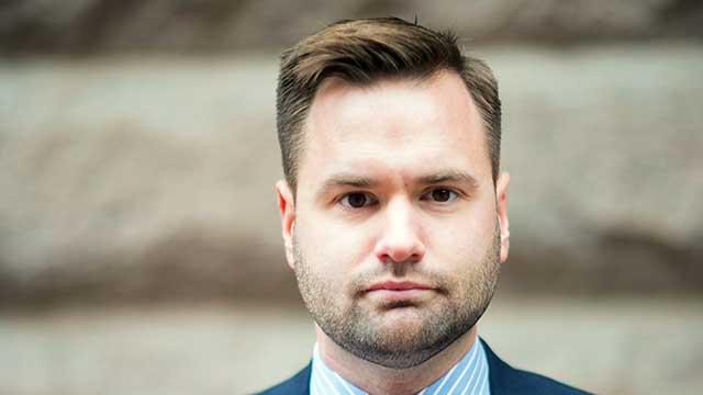 M-topp misstänks ha lurat till sig 158 000 i bostadsbidrag och traktamenten