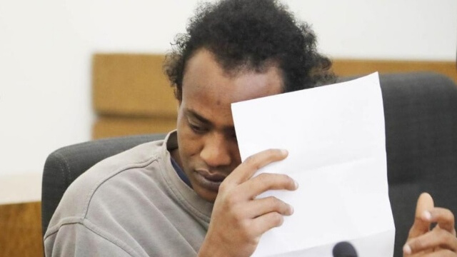 Asylsökaren Abdulrahman bjöds in till familj – knivhögg deras 11-årige son och skrek ”dö, dö, dö”