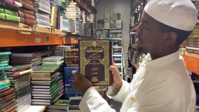 VIDEO: Omskärelse lär muslimska pojkar att spilla blod för Allah