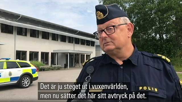 Två allvarligt skadade i knivdrama på skolavslutning – fyra unga män häktade