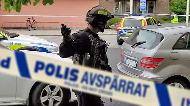 Man ihjälskjuten på öppen gata i Malmö