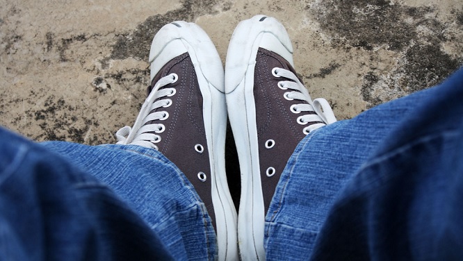 Skorna på inomhus kan förebygga astma och allergier