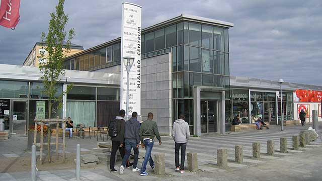 Man knivskuren till döds i ’särskilt utsatt område’ i Göteborg