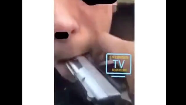 VIDEO: Svensk förnedras och misshandlas av invandrargäng – tvingas stoppa pistol i munnen