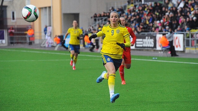 Krav på lika betalt för herrarnas och damernas fotbollslandslag i DO-anmälan