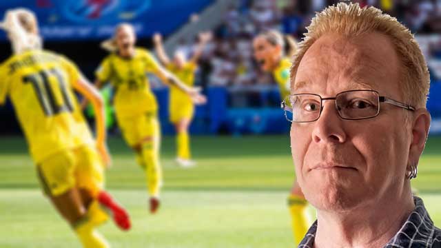 Lika lön för damer och herrar inom fotbollen ingen självklarhet