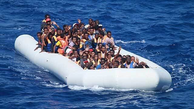 660 000 migranter i kö för att ta sig över Medelhavet till Europa