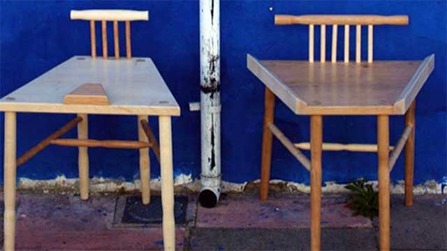 Specialdesignade stolar får pris – ska stoppa ”manspreading” och främja ”womanspreading”