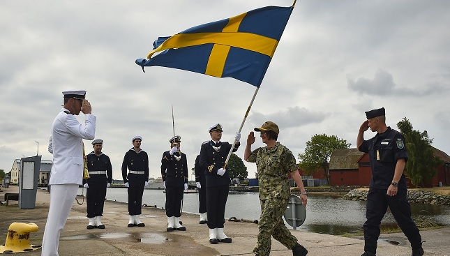 Regeringen inför ny skatt för att klara finansieringen av försvaret