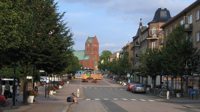 Uppror mot regeringens invandringspolitik i krisande Hässleholm – behöver 100 extra miljoner