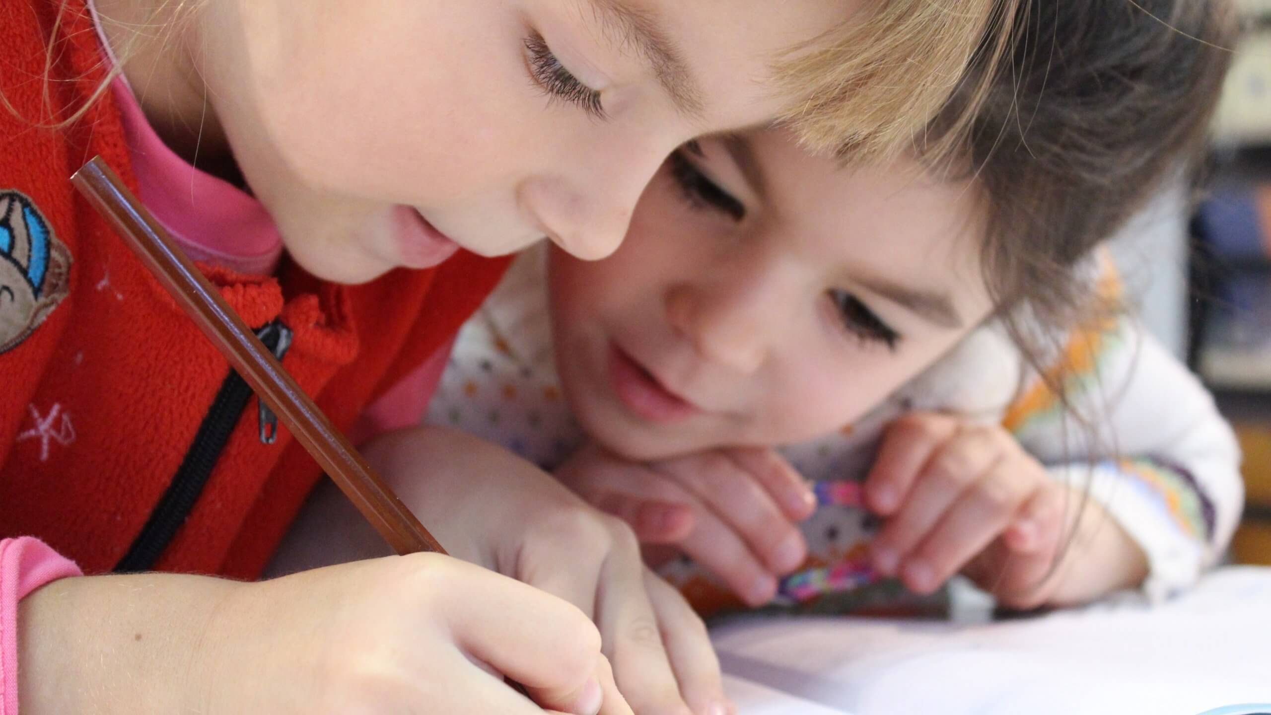 Sexåringar i Storbritannien får obligatoriska lektioner i att ta på sig själva