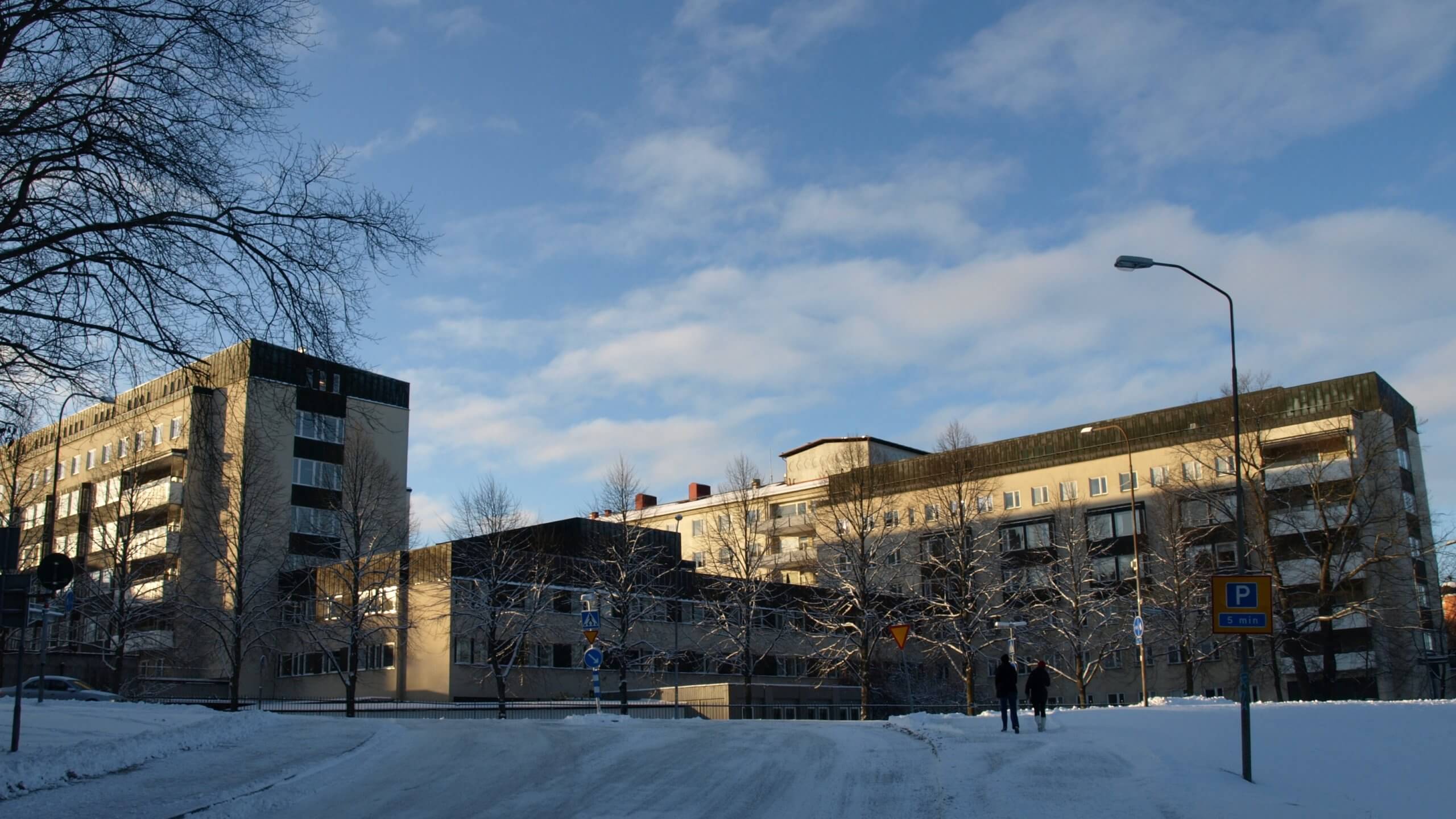 80-årig man skickades hem från akuten – avled hemma