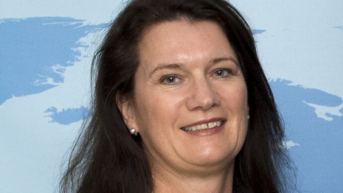 Nya utrikesministern i blåsväder – anklagas för hyckleri