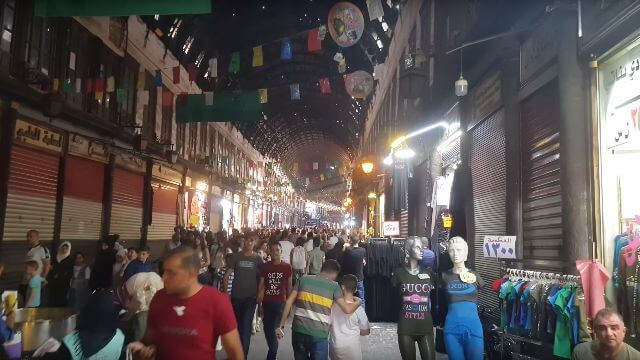 Syrier återvänder hem i hundratusental – men inte från Sverige