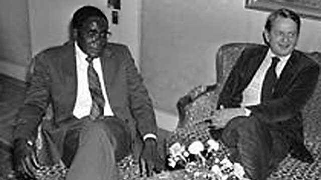 Zimbabwes diktator Robert Mugabe död – höll landet i järngrepp med svenskt bistånd