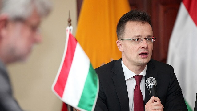 Ungerske utrikesministern: EU:s gränsbevakningsbyrå snarare en resebyrå