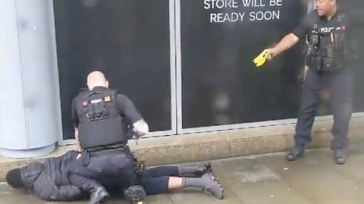 Flera knivattacker i köpcentrum i Manchester – antiterrorstyrka inkopplad