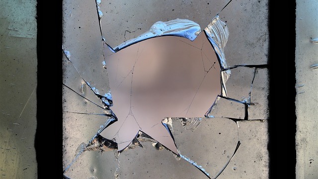 Polisen ingrep inte när narkoman hotade kafépersonal med ”smittat blod”- stoppade VD:n för fortkörning