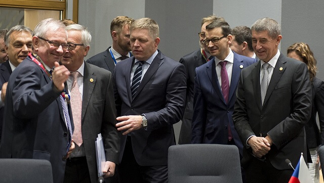 EU: Tjeckiens, Ungerns och Polens migrantvägran bryter mot EU-rätt