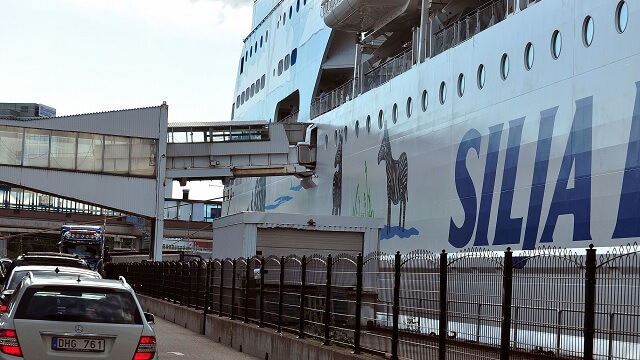 Gränspolisen larmar om ’spökpersoner’ som begår brott och utnyttjar svensk välfärd: ”Vi är chanslösa”