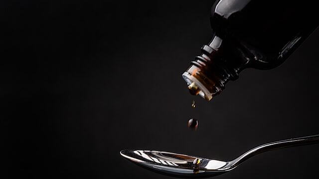 Ingen receptfri hostmedicin fungerar – får ändå säljas som medicin