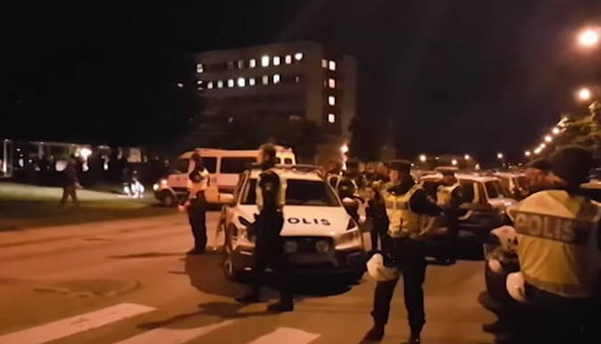 Man rånad av gäng på tiotal personer i Kronogården: ”Normaltillståndet i det här området”