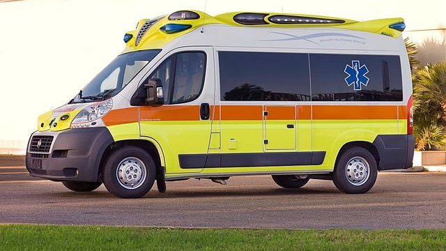 Bil körde in i folkmassa i Italien – sex turistande tyskar döda