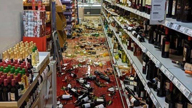 Våg av attacker mot vinbutiker i Europa