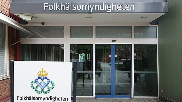 Folkhälsomyndigheten vill att gränsen för folksamlingar höjs från 50 till 500 personer