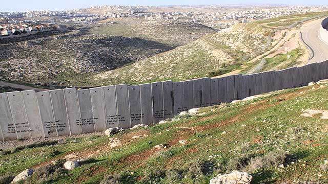 Skarp kritik mot FN efter uthängning av över hundra företag i Israel som brottsliga