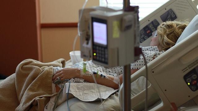 F d smittskyddsläkare: Svenska regeringen desinformerar om Sveriges beredskap för pandemi