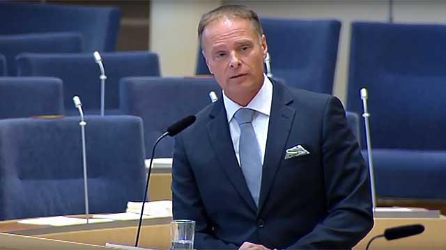 SD-toppen Stefan Jakobsson döms för bedrägeri
