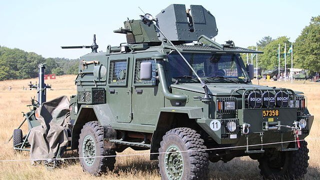 Två militärfordon stulna från skyddsobjekt – endast ett återfunnet