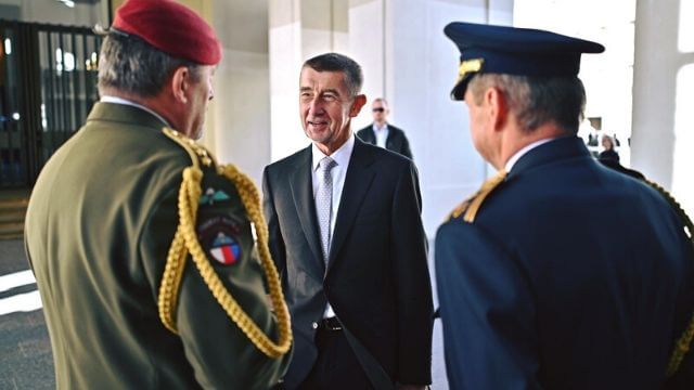 Tjeckien nekar svenskar inresa – stänger gränserna för 15 nationaliteter