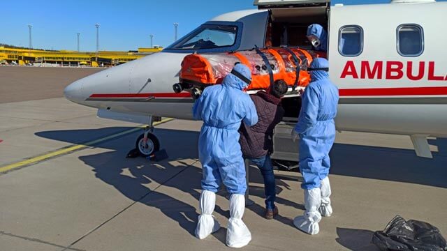 Coronasmittad turk flögs hem för vård