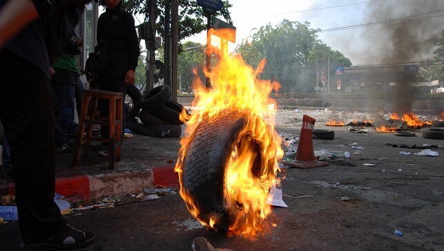 Mobb på Elfenbenskusten till attack mot center för coronatester