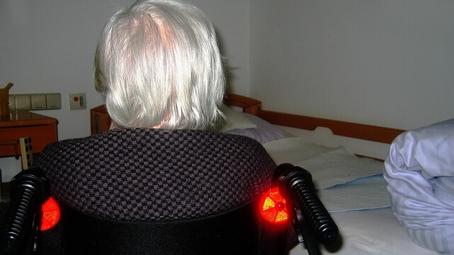 SFI-elever sätts in i vården efter snabbutbildning