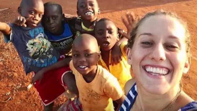 Italienska kidnappad av al-Shabab fri efter 18 månader