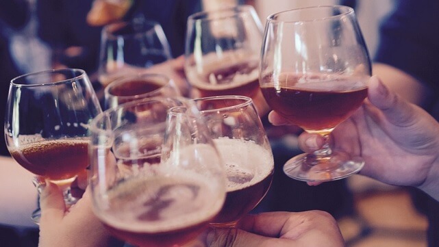 Krisande krogar tas över av kriminella – används för penningtvätt