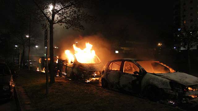 Oro för ökad kriminalitet när flyktingfamiljer stoppas från att semestra i sina hemländer