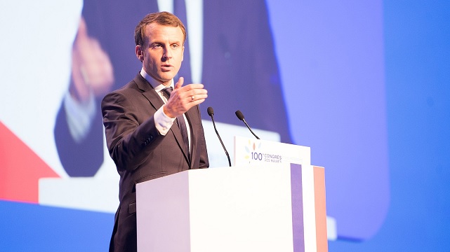 Macron förlorar majoritet när utbrytare bildar nytt parti