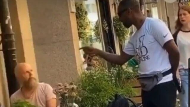 VIDEO: Bandidosmedlem hotar Alexander Bard på uteservering – ”Rasistjävel din fittnazist”