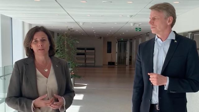 MP överväger lämna regeringen – vill ha mer inflytande över migrationspolitiken