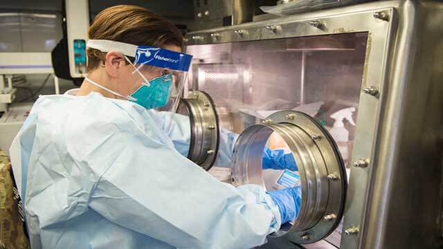 Coronaviruset skräddarsytt att angripa mänskliga celler – kan vara laboratorieprodukt