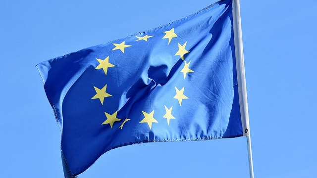 Fortsatt högt stöd för EU bland svenska folket – men invandringen bekymrar