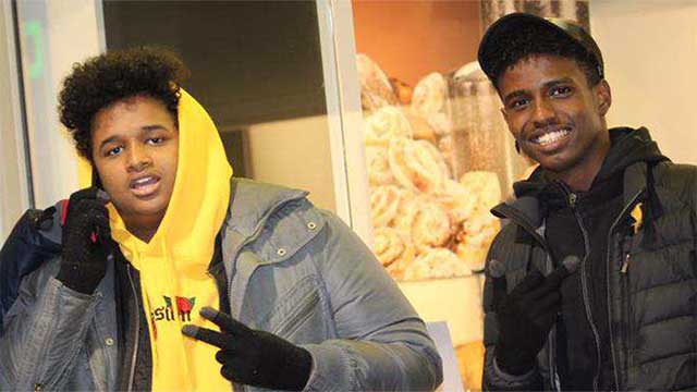 Man med oklar ålder döms till ungdomvård för mord med 66 knivhugg