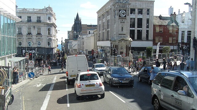 Brighton ska bli Storbritanniens första ’antirasistiska’ stad