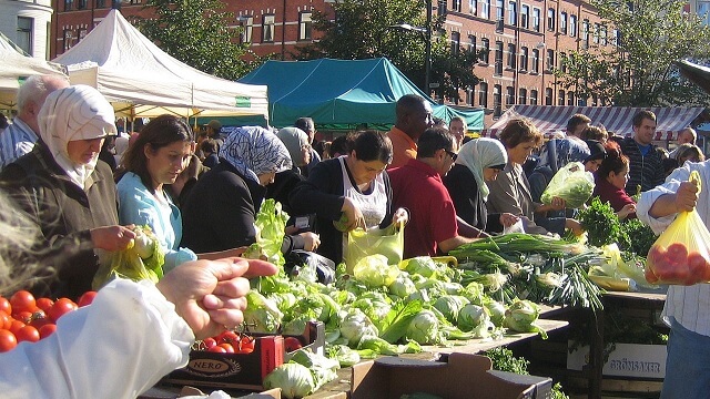 Malmö allt fattigare: ”Beror främst på förändringar i befolkningens sammansättning”
