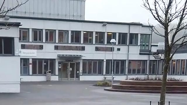 Skolfotograf misshandlades av elev