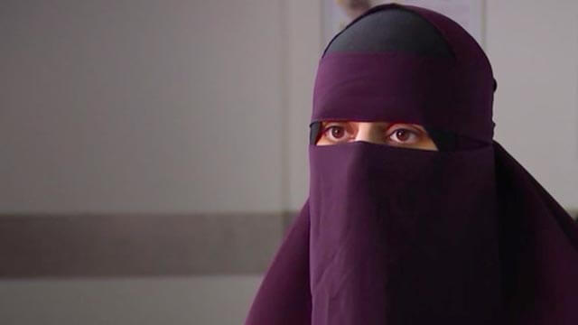 Muslimska kvinnor vägrar anpassa sig till dansk lag